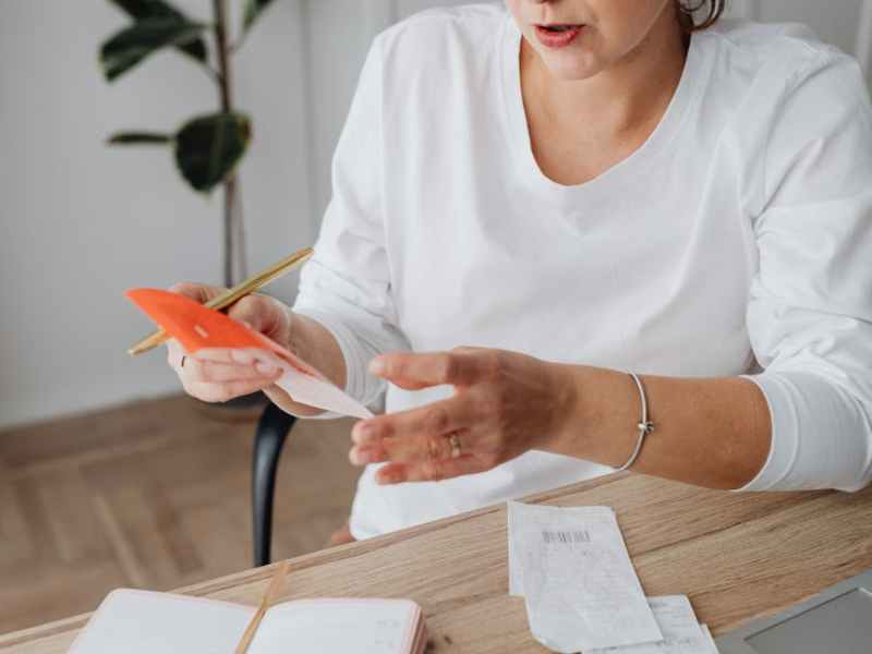 Mujeres enfrentan presiones financieras por cuesta de&nbsp;enero